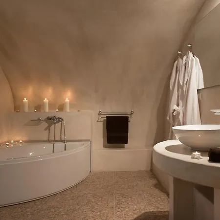 Villa Serenity Suites &